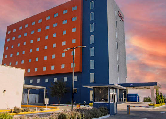 Hampton Inn & Suites by Hilton Salamanca Bajio 1