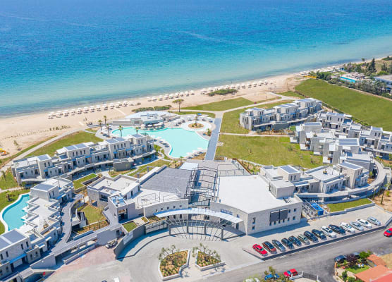 Portes Lithos Luxury Resort 1