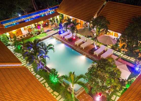 Little Garden Bungalow 1