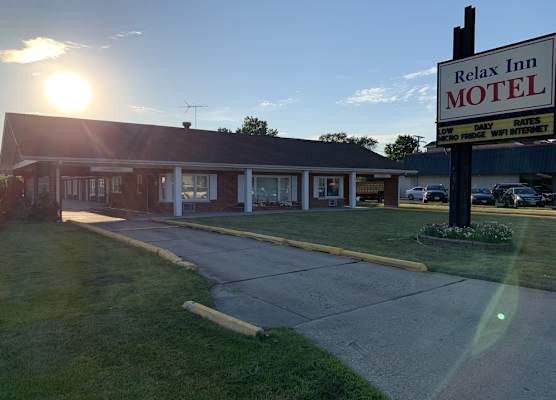 New Relax Inn Bridgeview 1