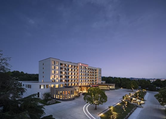 Hilton Garden Inn Zhangjiajie Tianmen Mountain 1