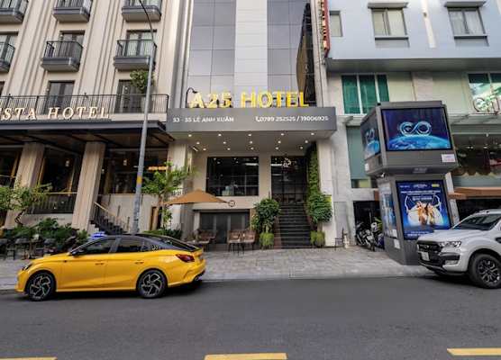 A25 Premium Hotel - 55 Lê Anh Xuân 1
