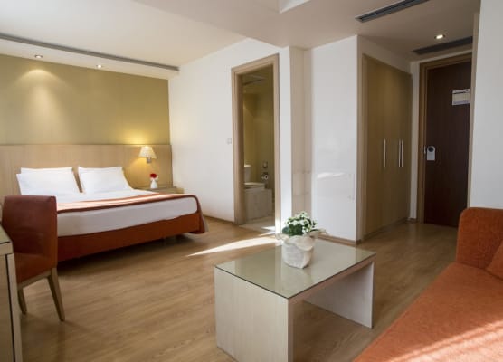 Davitel - Tobacco Hotel 1