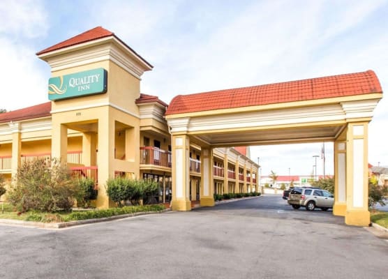 Quality Inn Dalton Central 1