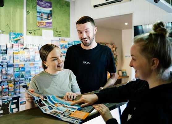 Noosa Flashpackers 1