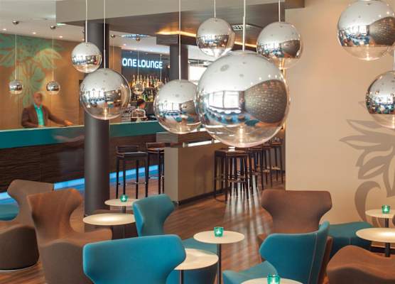 Motel One Frankfurt-East Side 1