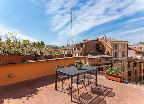 Rome as you feel - Baullari with terrace 1