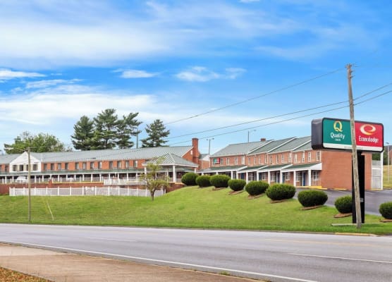 Econo Lodge Waynesboro - Skyline Drive 1