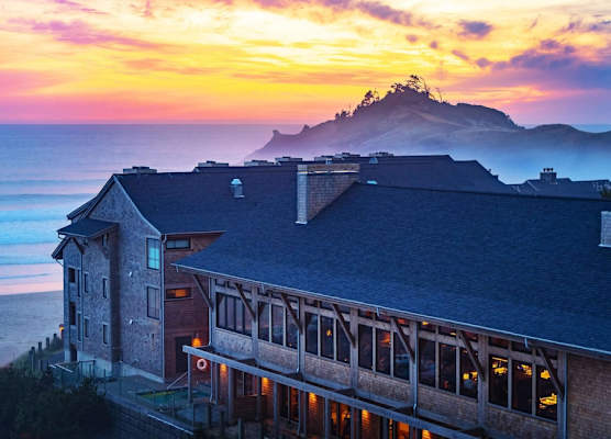 Headlands Coastal Lodge & Spa 1