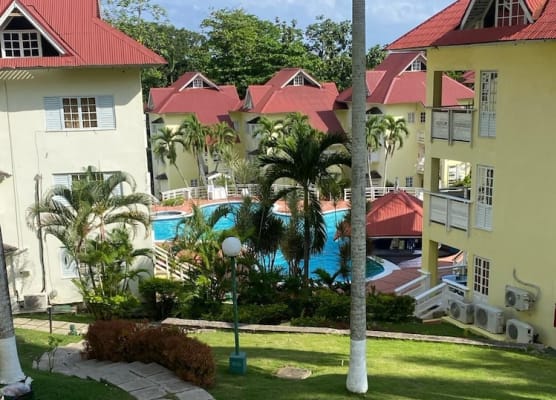 Summer Time Suite 1
