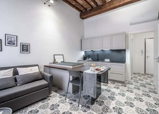Emilia Suite Palace 1