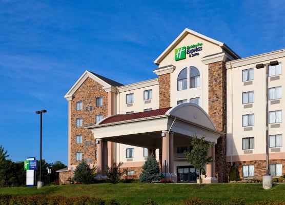 Holiday Inn Express & Suites KINGSPORT-MEADOWVIEW I-26 by IHG 1