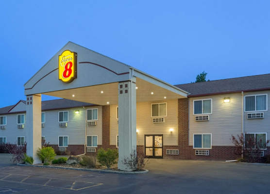 Super 8 by Wyndham Super 8 Blackfoot 1