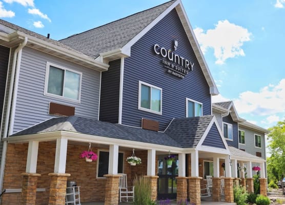 Country Inn & Suites by Radisson, Sparta, WI 1