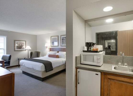 Redwood Lodge 1