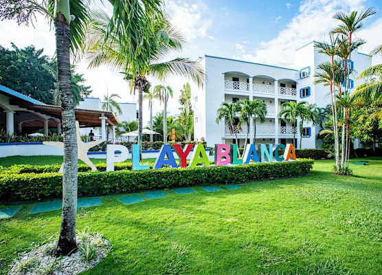 Playa Blanca Beach Resort - All Inclusive 1