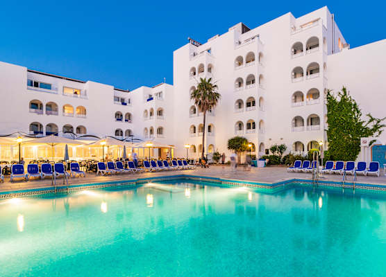 Apartamentos Globales Lord Nelson 1
