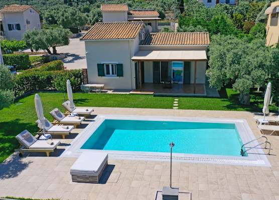 Lefkogea Villas & Apartments 1