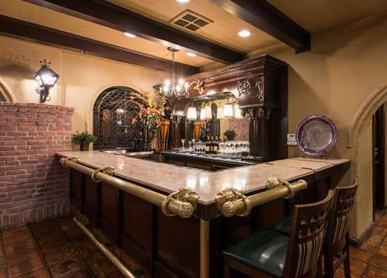 Vanllee Hotel and Suites 1