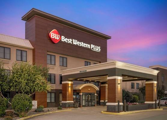 Best Western Plus Lafayette Hotel University Area 1