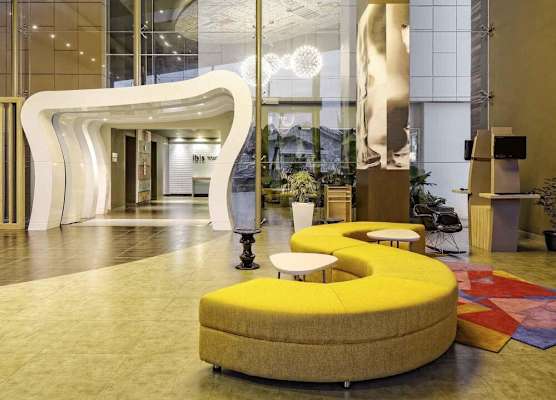 Ibis Padang 1