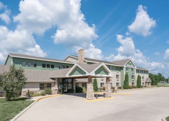 AmericInn by Wyndham Fort Dodge 1