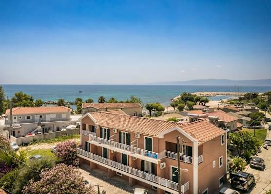 Rosilion Studios & Apartments 1