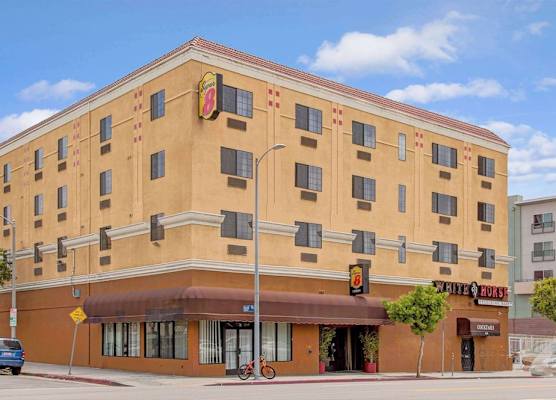 Super 8 by Wyndham Hollywood/LA Area 1