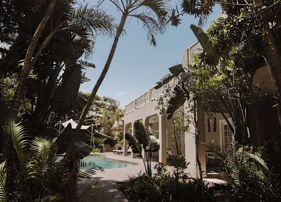 Caza Beach Guesthouse 1