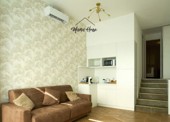 Mama House Cenisio 1