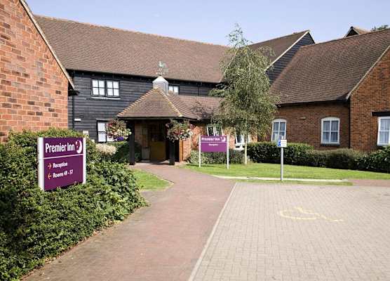 Premier Inn St. Albans/Bricket Wood 1