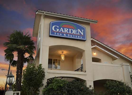 Garden Inn and Suites Fresno 1