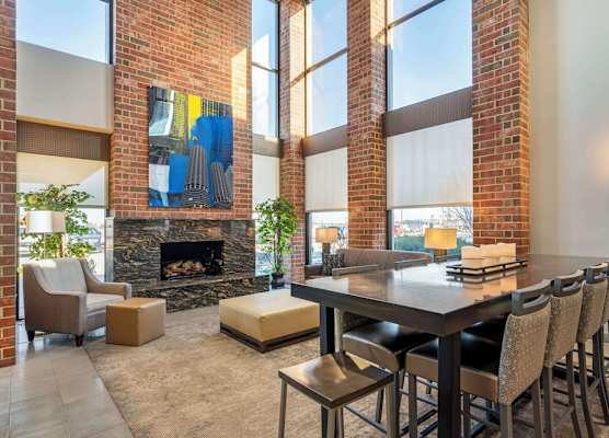 Best Western Chicago - Downers Grove 1