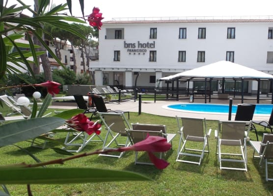 Hotel Paradiso 1
