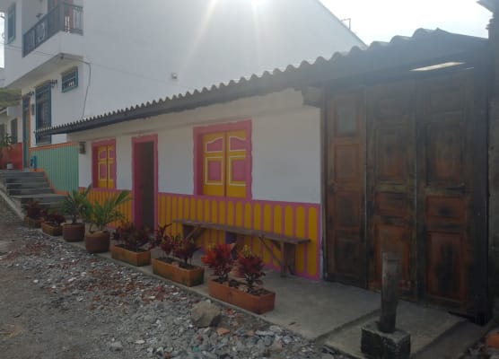 Bareque hostal 1