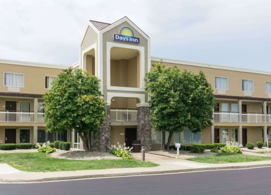 Days Inn by Wyndham Florence Cincinnati Area 1