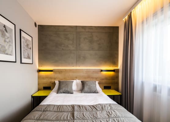 Air Hotel 1