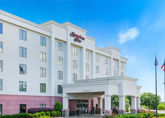 Hampton Inn Columbus North 1