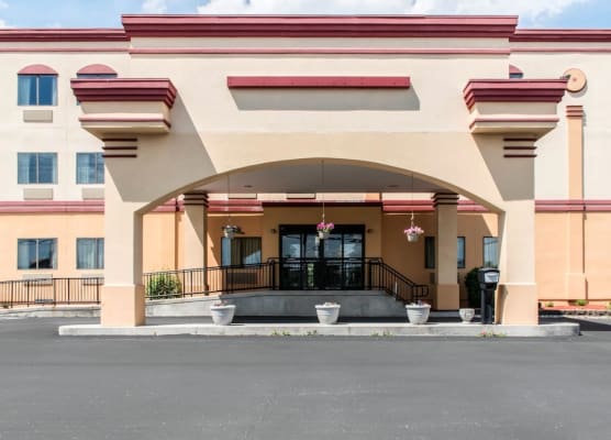 Econo Lodge Carlisle 1