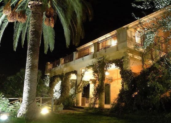 Antico Borgo Etneo Country Hotel 1