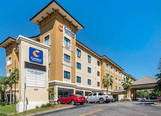 Comfort Inn & Suites Fort Walton Beach - Destin West 1