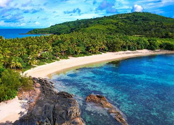 Barefoot Manta Island Resort 1