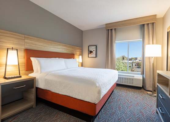 Candlewood Suites Navasota by IHG 1