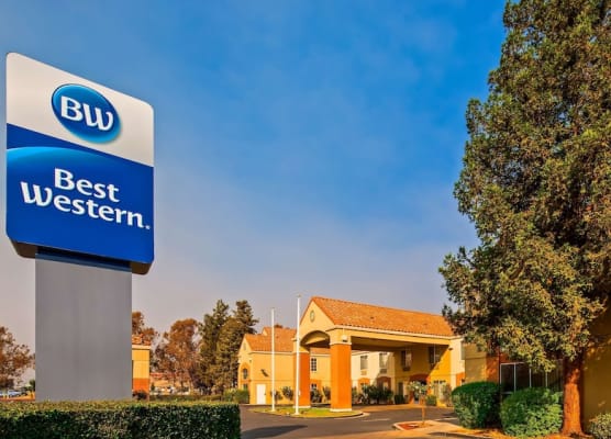 Best Western Brentwood Inn 1