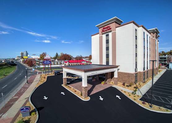 Hampton Inn & Suites Springfield Downtown 1