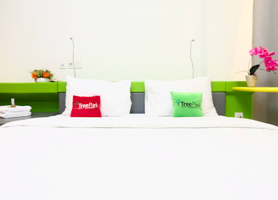 TreePark Hotel Jakarta Airport 1