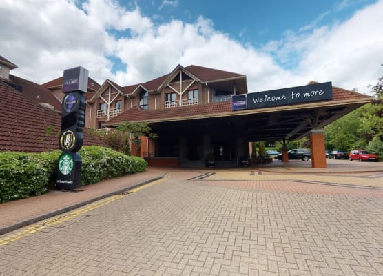 Village Hotel Swindon 1