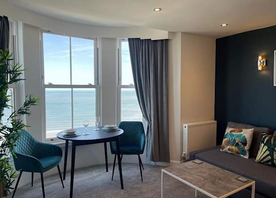 The Marlborough Sea View Holiday Apartments 1