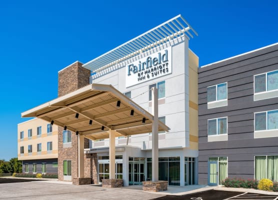 Fairfield Inn & Suites by Marriott Morristown 1