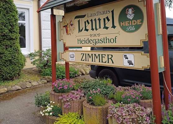 Landhaus Tewel Hotel mit Restaurant 14KM vom Heide-Park 1